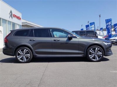 2020 Volvo V60 Cross Country T5 AWD Pro