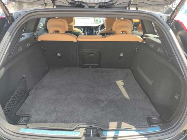 2020 Volvo V60 Cross Country T5 AWD Pro
