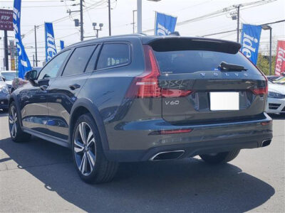 2020 Volvo V60 Cross Country T5 AWD Pro