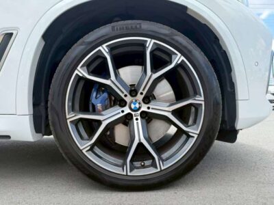 2020 BMW X5 M50i