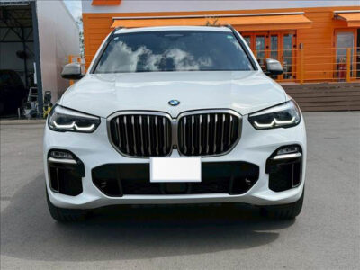 2020 BMW X5 M50i