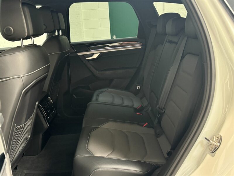 2018 Volkswagen Touareg V6 R-Line Tech TDI
