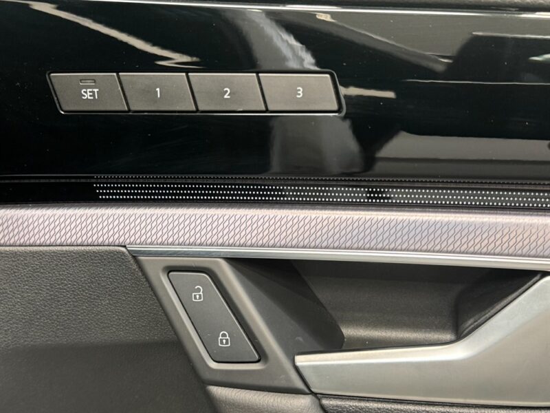 2018 Volkswagen Touareg V6 R-Line Tech TDI
