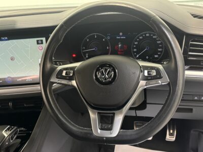 2018 Volkswagen Touareg V6 R-Line Tech TDI