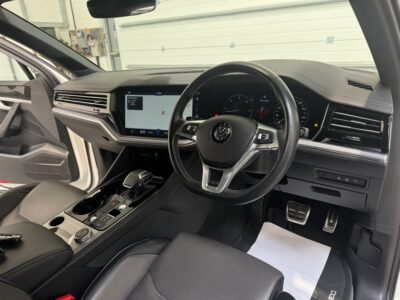 2018 Volkswagen Touareg V6 R-Line Tech TDI