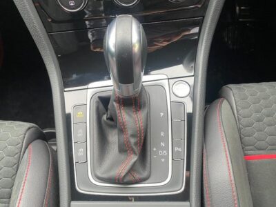 2019 Volkswagen Golf GTI Performance