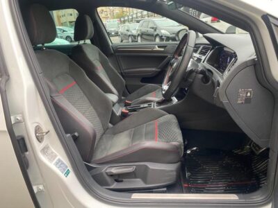 2019 Volkswagen Golf GTI Performance