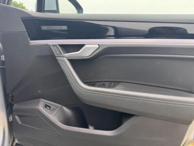2019 Volkswagen Touareg 3.0TDI V6 R-LINE TECH TIPTRONIC 4MOTION
