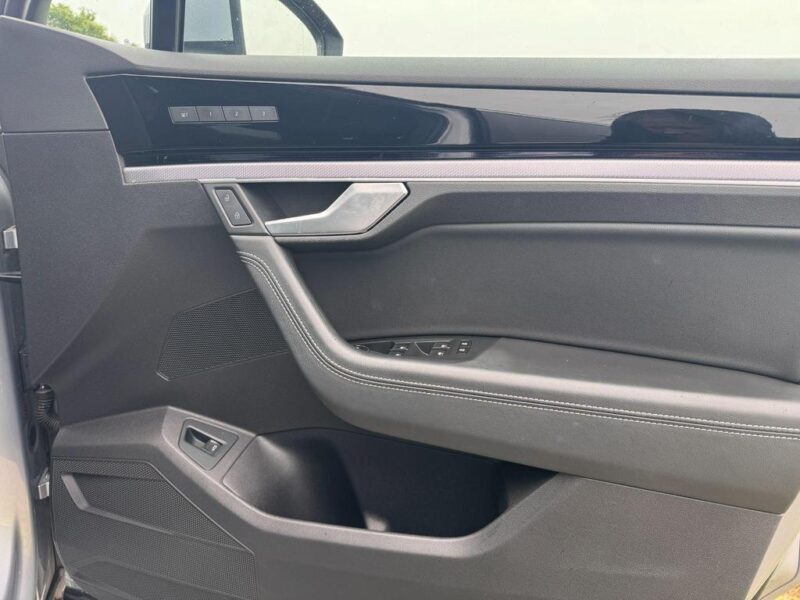 2019 Volkswagen Touareg 3.0TDI V6 R-LINE TECH TIPTRONIC 4MOTION