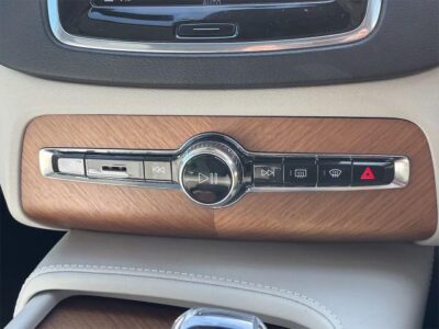 2020 Volvo XC90 T8 Twin Engine AWD Inscription