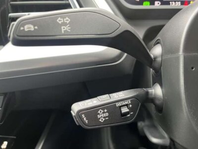 2022 AUDi Q4 e-tron 40 Advance