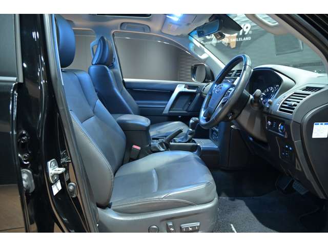 2022 Toyota Land Cruiser Prado TX-L Matt Black Edition