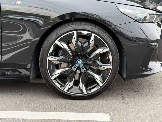 2024 BMW i5 eDrive 40 M-Sport