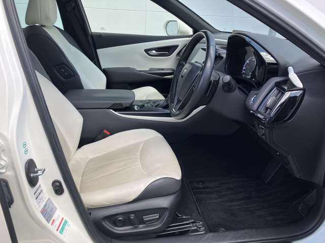 2018 TOYOTA CROWN HYBRID RS ADVANCE