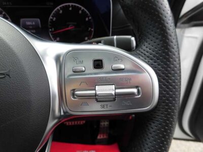 2019 MERCEDES BENZ E200 AVANTGARDE AMG LINE