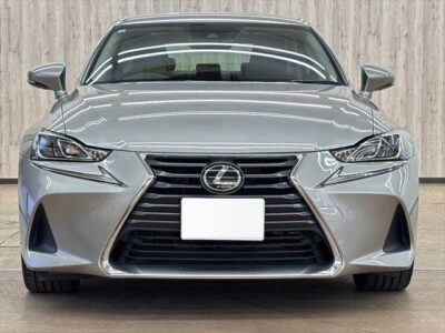 2018 LEXUS IS300 Version L