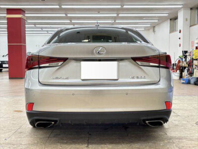 2018 LEXUS IS300 Version L