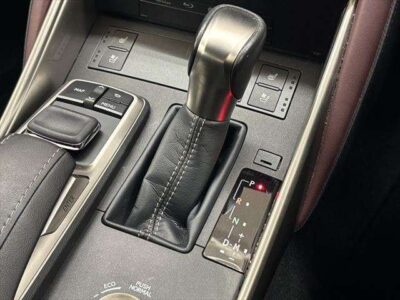 2018 LEXUS IS300 Version L