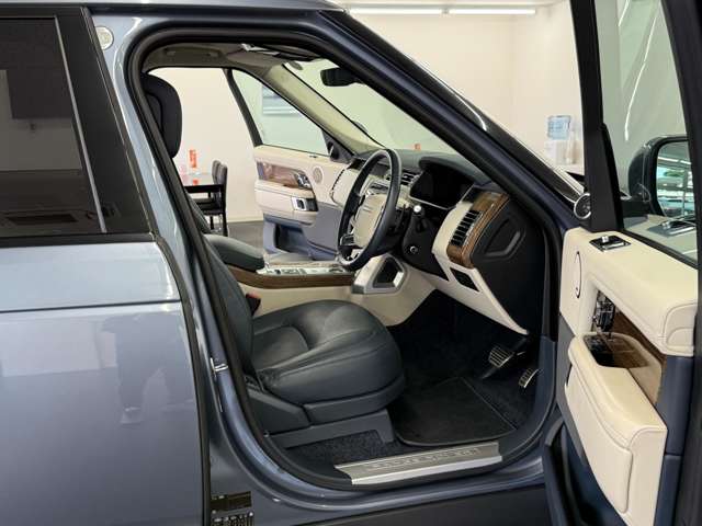 2019 Land Rover Range Rover Vogue