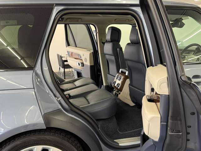 2019 Land Rover Range Rover Vogue