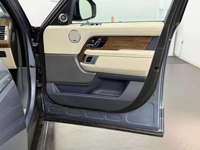 2019 Land Rover Range Rover Vogue