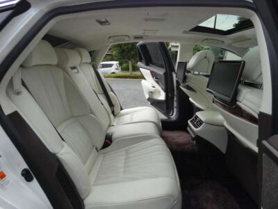 2018 LEXUS LS500h Executive