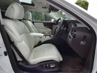 2018 LEXUS LS500h Executive