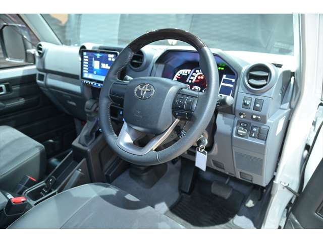 2024 Toyota Land Cruiser 70 AX - GDJ76W
