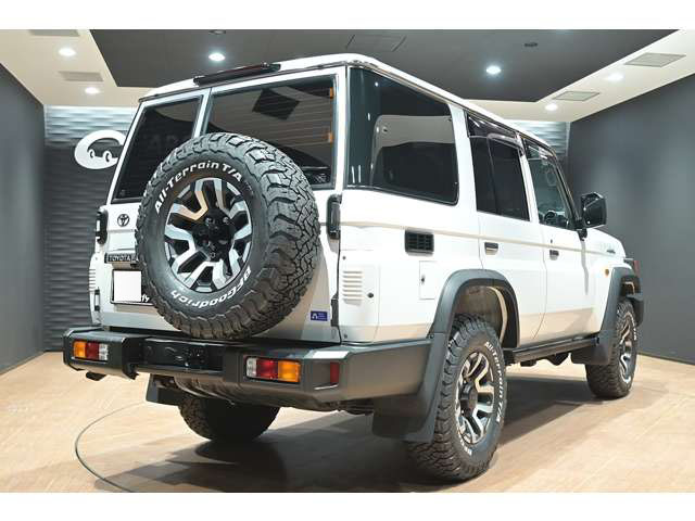 2024 Toyota Land Cruiser 70 AX - GDJ76W