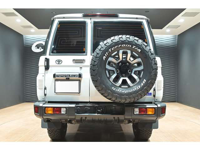 2024 Toyota Land Cruiser 70 AX - GDJ76W