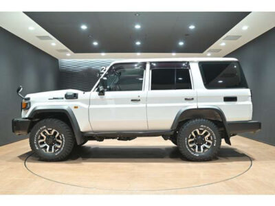 2024 Toyota Land Cruiser 70 AX - GDJ76W