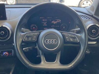 2020 AUDI A3 Sportback 30 TFSI Sport Signature Edition