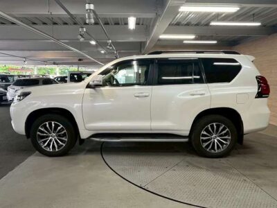 2018 Toyota Land Cruiser Prado TZ-G