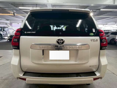 2018 Toyota Land Cruiser Prado TZ-G