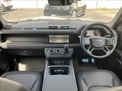 2023 Land Rover Defender 110X-Dynamic SE D300