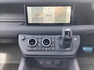 2023 Land Rover Defender 110X-Dynamic SE D300