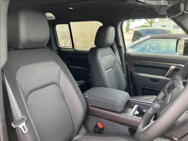 2023 Land Rover Defender 110X-Dynamic SE D300