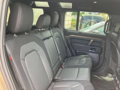 2023 Land Rover Defender 110X-Dynamic SE D300