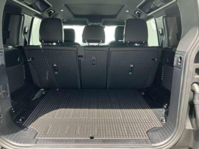 2023 Land Rover Defender 110X-Dynamic SE D300