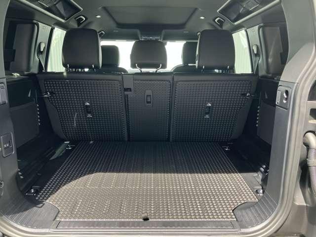 2023 Land Rover Defender 110X-Dynamic SE D300