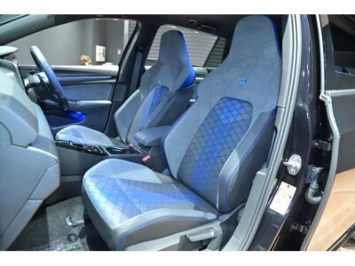 2024 Volkswagen Golf R Variant