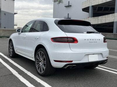 2018 Porsche Macan Turbo