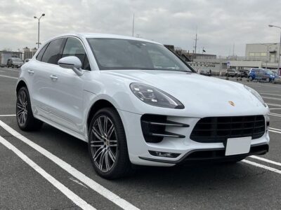 2018 Porsche Macan Turbo