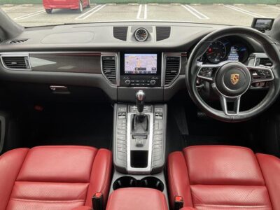 2018 Porsche Macan Turbo