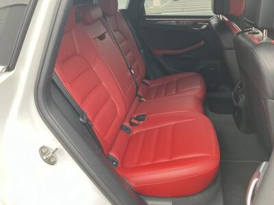 2018 Porsche Macan Turbo