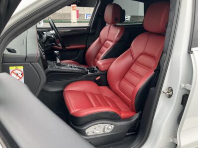 2018 Porsche Macan Turbo