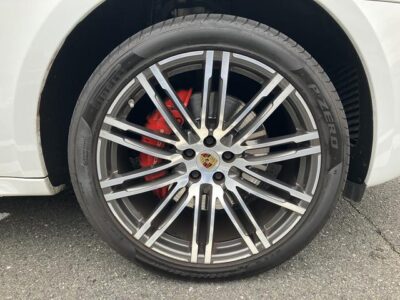 2018 Porsche Macan Turbo