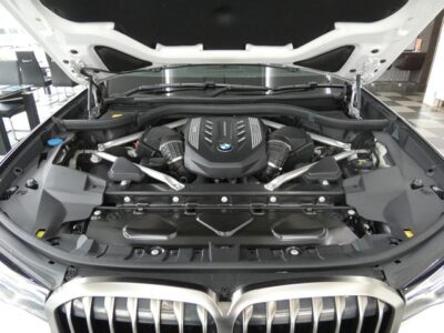 2020 BMW X7 M50i