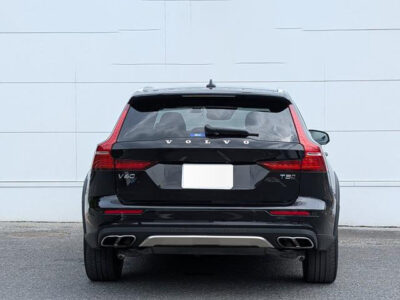 2019 VOLVO V60 CROSS COUNTRY T5 AWD PRO