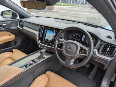 2019 VOLVO V60 CROSS COUNTRY T5 AWD PRO